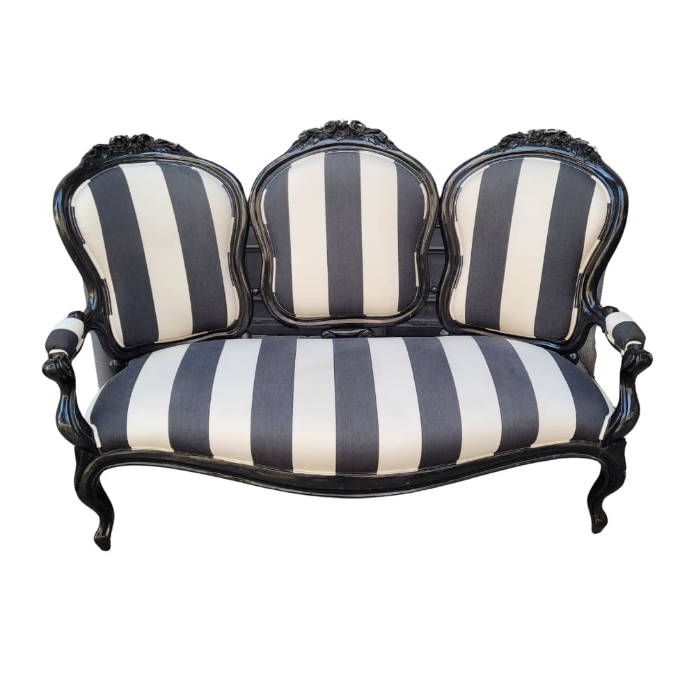 Tresillo / Canapé / Sofá tapizado a rayas, madera ebonizada, Napoleón III, f. s. XIX - Francia